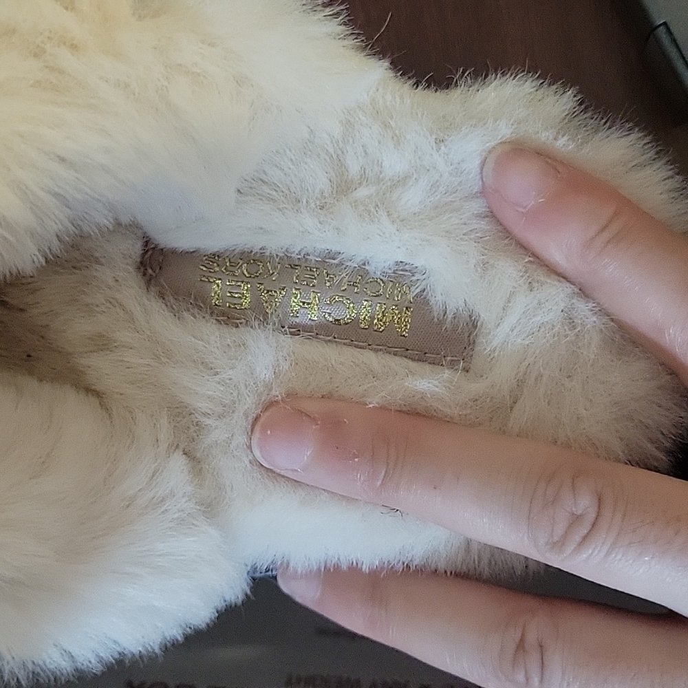 Michael kors slippers - Picture 4 of 5